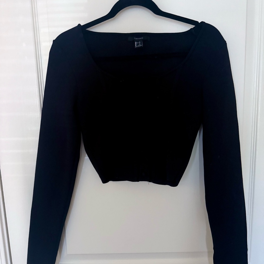 Forever 21 Black Long Sleeve Crop Top